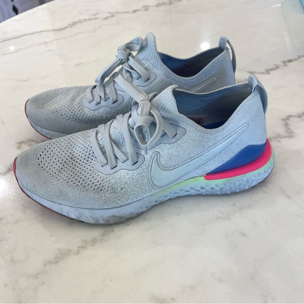 Nike Epic React Flyknit 2